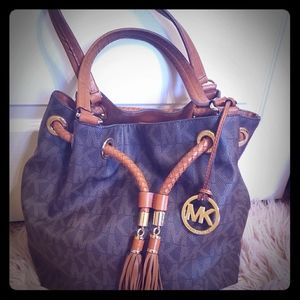 Michael Kors Hobo Purse